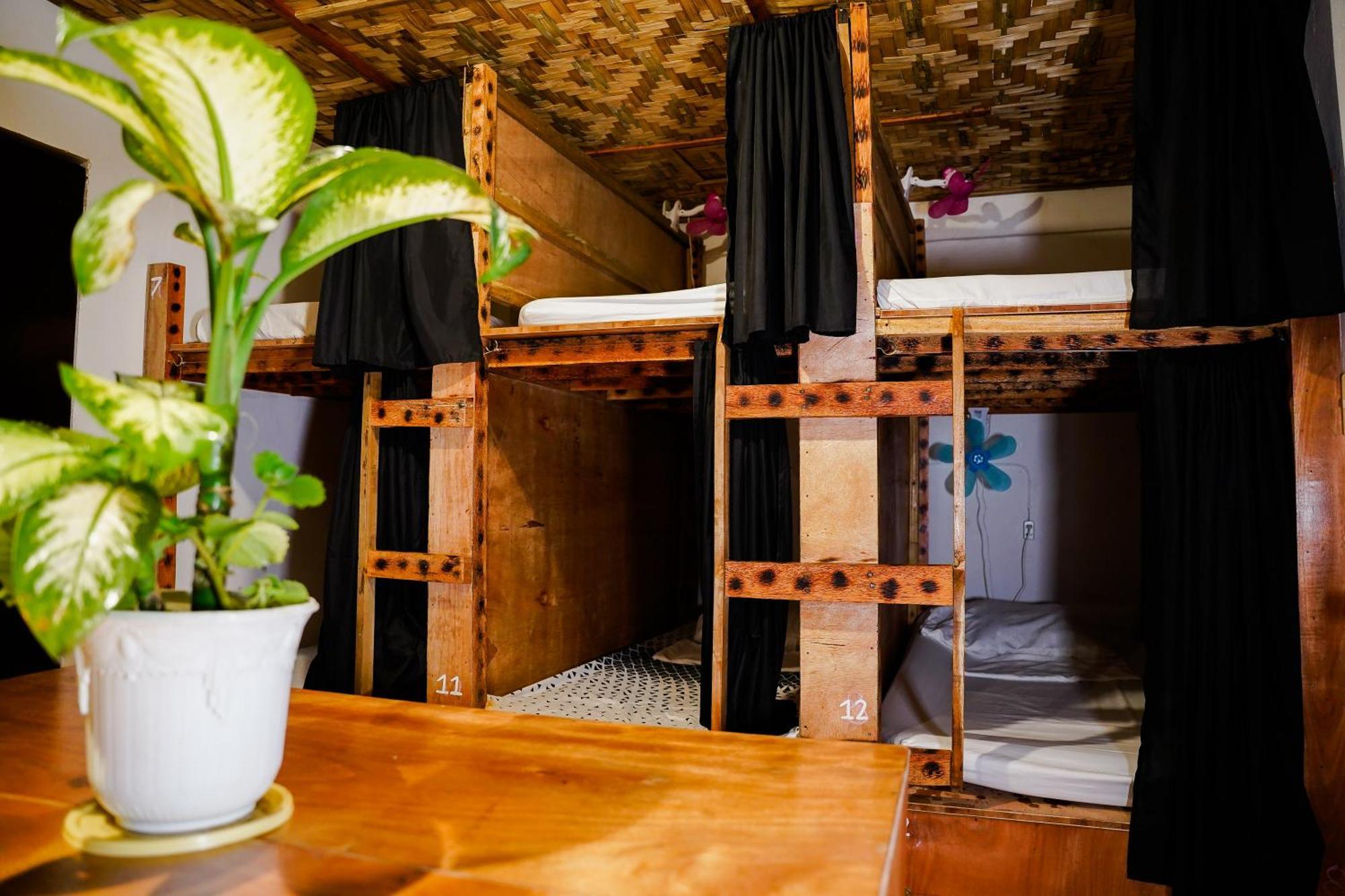 Yes Surf Siargao Vandrarhem General Luna  Exteriör bild